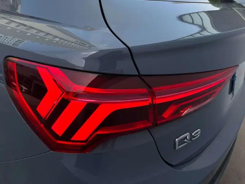 Audi Q3 Sportback 2023 40 TFSI RS Package (Extreme Performance) — миниатюра 10