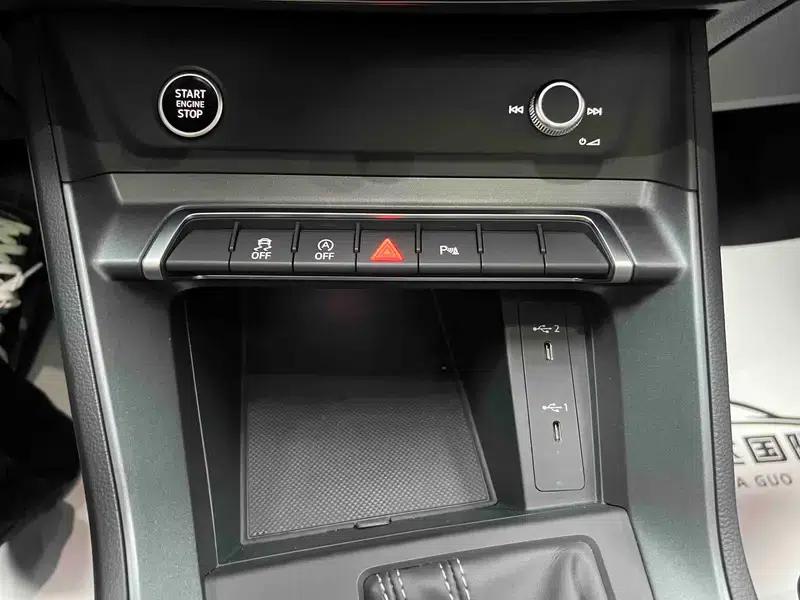 Audi Q3 Sportback 2023 35 TFSI Progressive — миниатюра 14