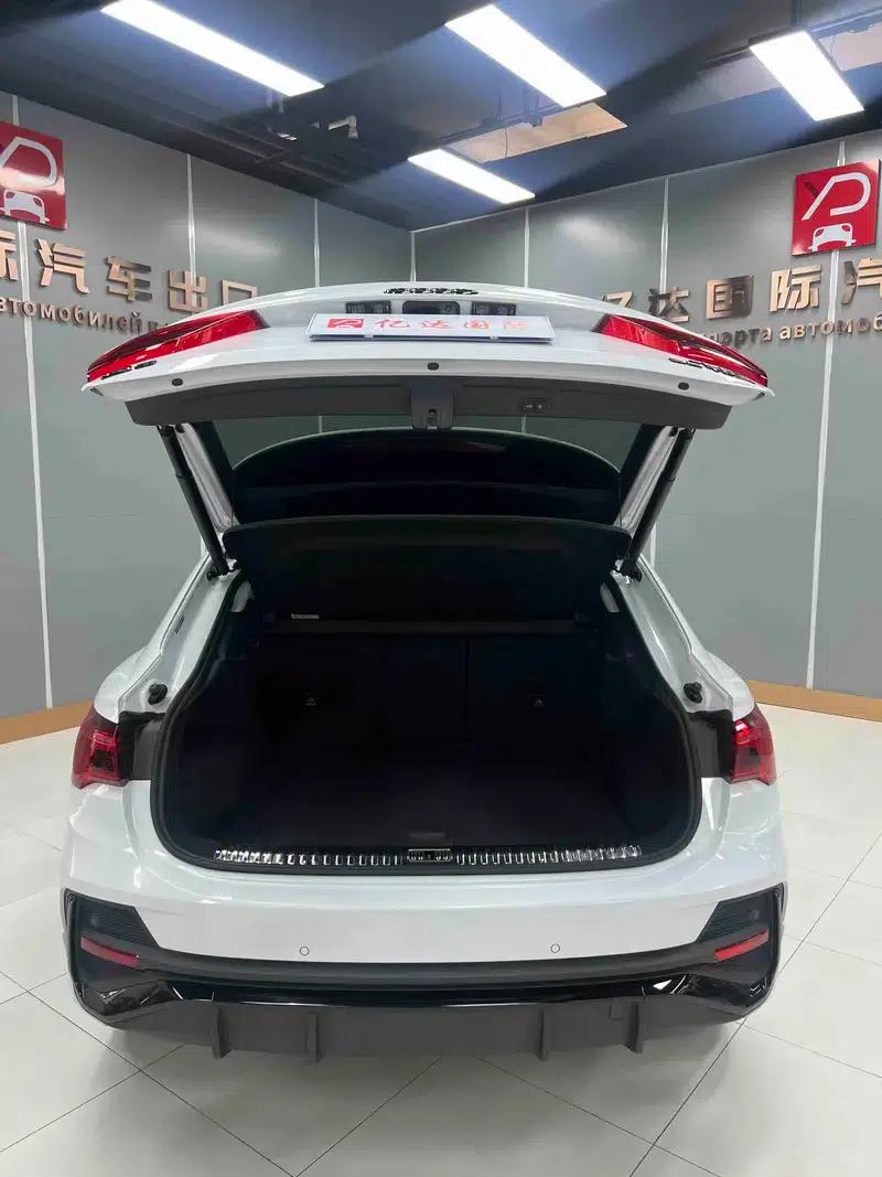 Audi Q3 Sportback 2023 35 TFSI Progressive — миниатюра 31