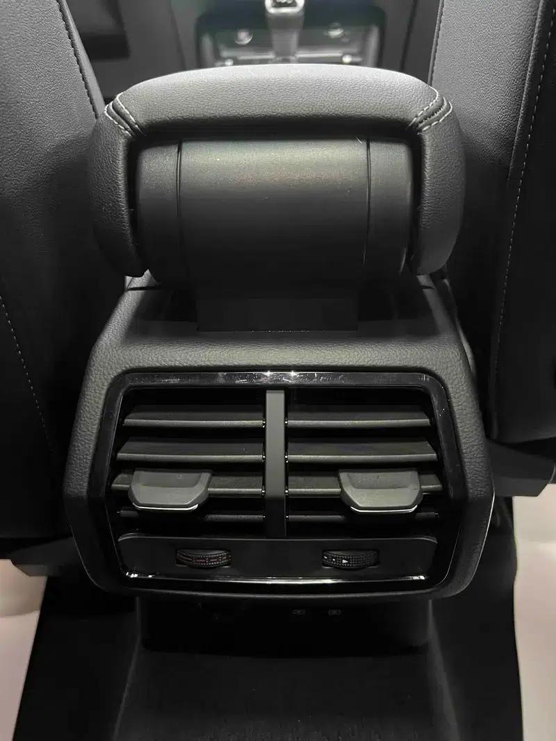 Audi Q3 Sportback 2023 35 TFSI Progressive — миниатюра 8