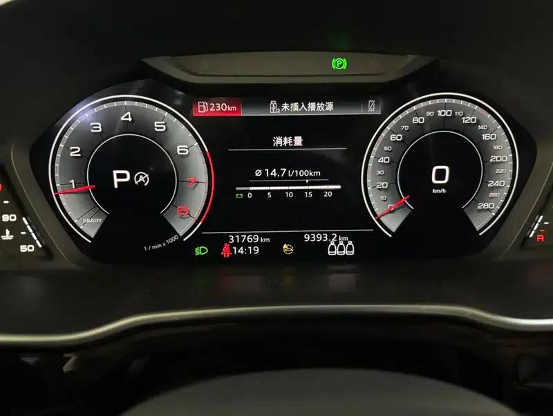 Audi Q3 Sportback 2022 40 TFSI Fashion Edition — миниатюра 13