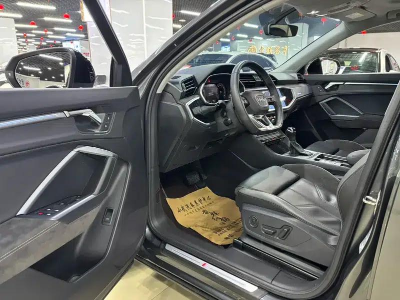 Audi Q3 Sportback 2022 40 TFSI Fashion Edition — миниатюра 20