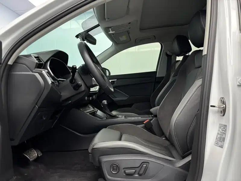 Audi Q3 Sportback 2023 35 TFSI Progressive — миниатюра 12