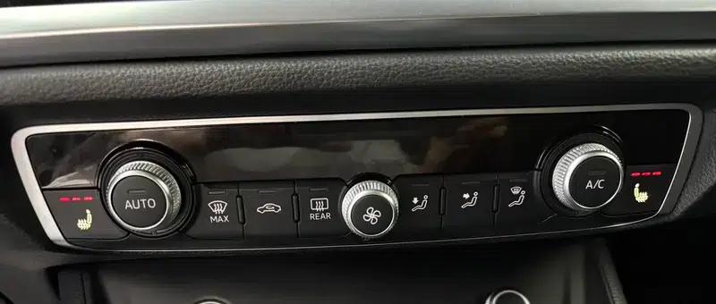 Audi Q3 Sportback 2023 35 TFSI Progressive — миниатюра 7