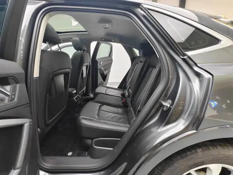 Audi Q3 Sportback 2023 35 TFSI Progressive — миниатюра 19