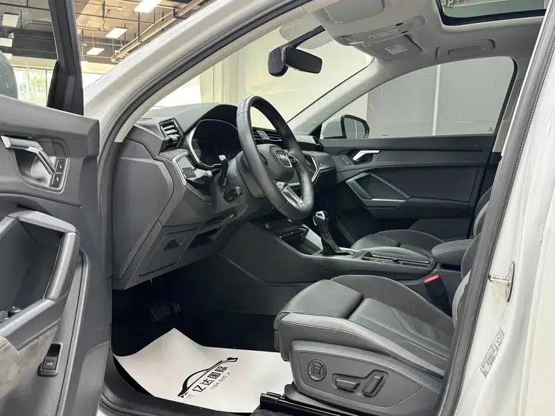 Audi Q3 Sportback 2022 35 TFSI Progressive — миниатюра 19