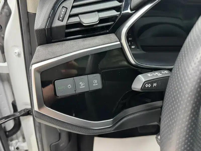 Audi Q3 Sportback 2022 35 TFSI Progressive — миниатюра 7