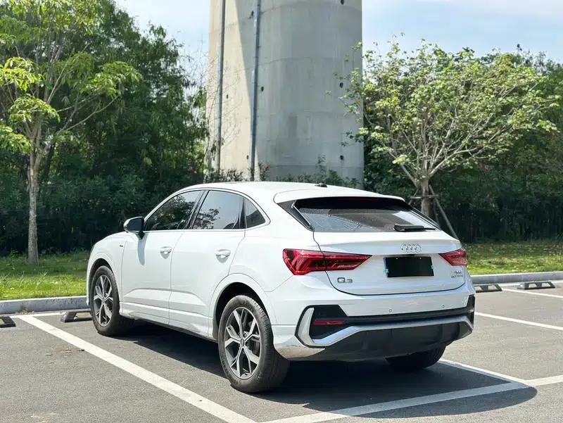 Audi Q3 Sportback 2020 40 TFSI Fashion Edition — миниатюра 3