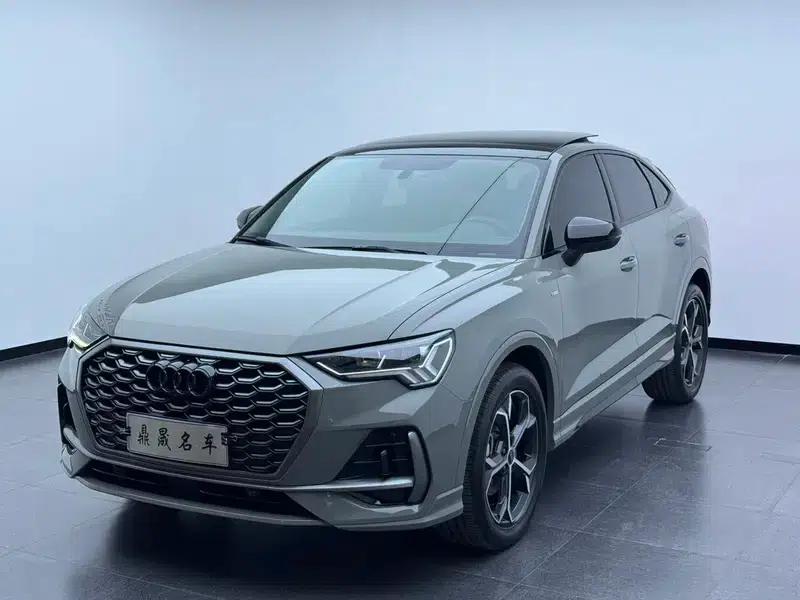 Audi Q3 Sportback 2025 quattro 45th Anniversary Edition 40 TFSI RS Package (Sports Model) — миниатюра 1