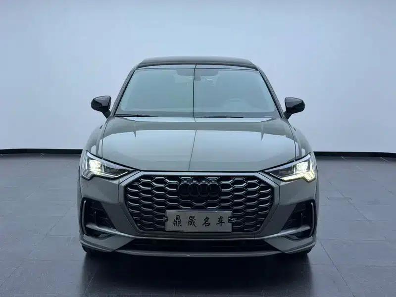 Audi Q3 Sportback 2025 quattro 45th Anniversary Edition 40 TFSI RS Package (Sports Model) — миниатюра 2