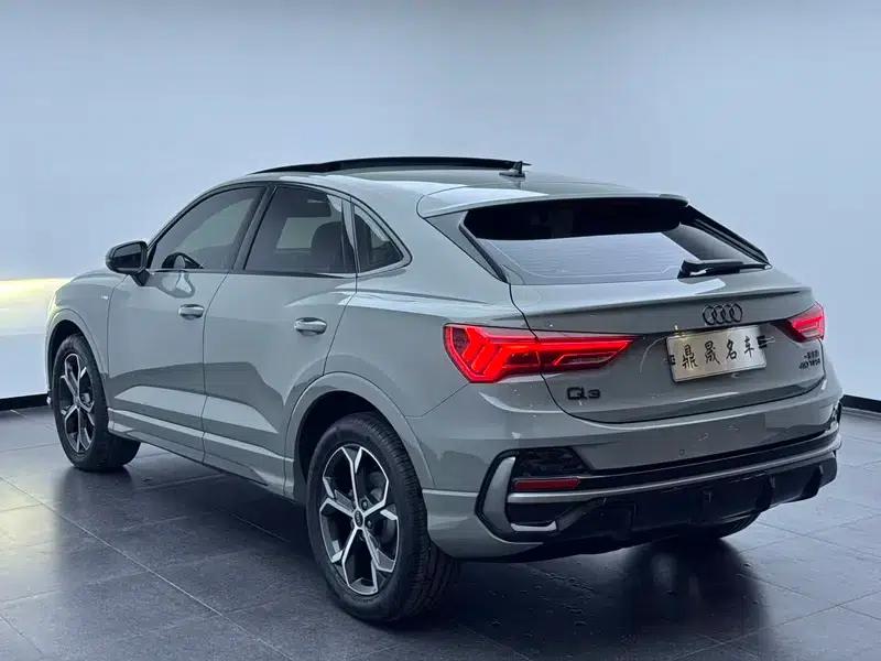 Audi Q3 Sportback 2025 quattro 45th Anniversary Edition 40 TFSI RS Package (Sports Model) — миниатюра 4