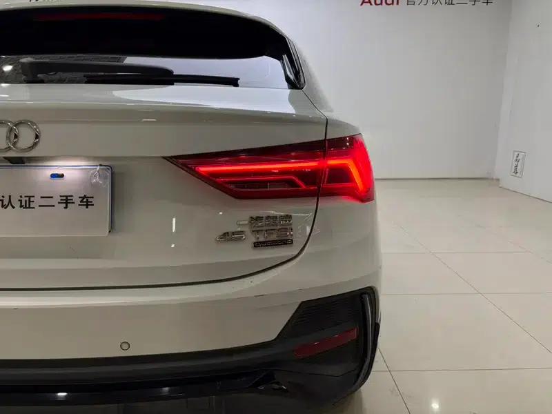 Audi Q3 Sportback 2022 45 TFSI quattro Fashion Edition — миниатюра 10