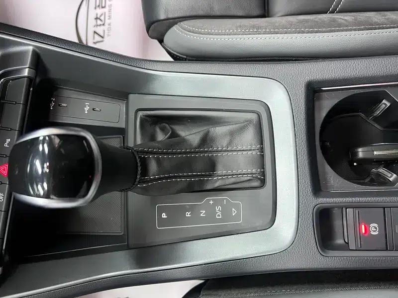 Audi Q3 Sportback 2022 35 TFSI Progressive — миниатюра 7