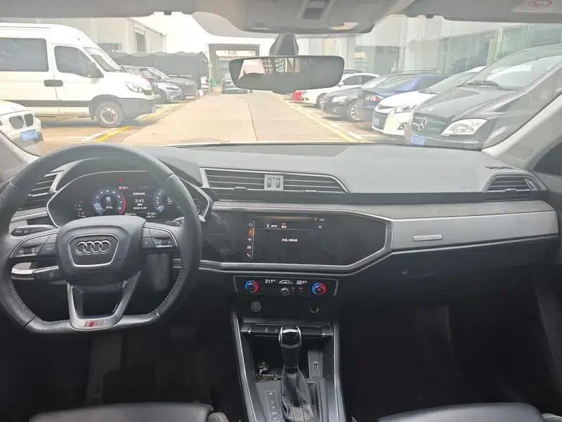 Audi Q3 Sportback 2020 40 TFSI Fashion Edition — миниатюра 9