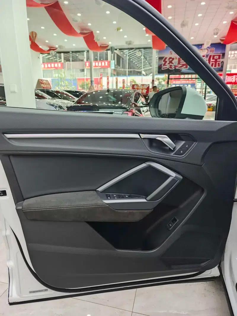 Audi Q3 Sportback 2020 40 TFSI Fashion Edition — миниатюра 22