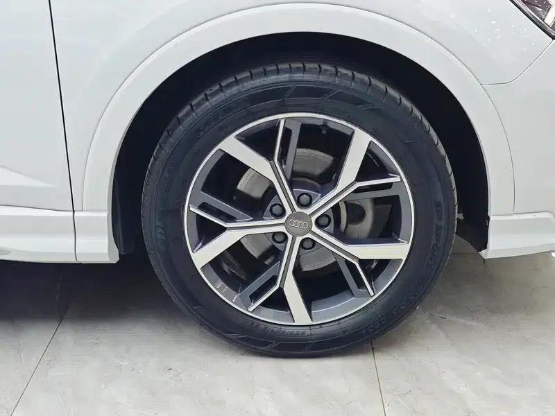 Audi Q3 Sportback 2020 40 TFSI Fashion Edition — миниатюра 7
