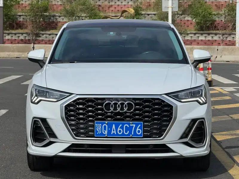 Audi Q3 Sportback 2022 35 TFSI Progressive — миниатюра 2