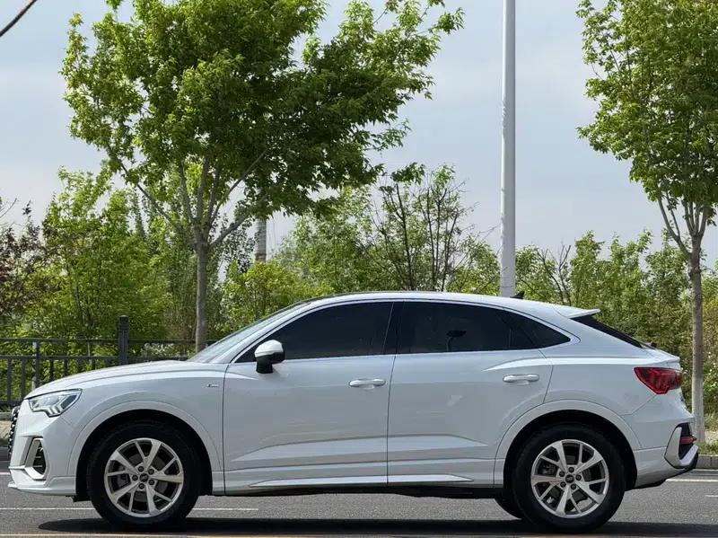 Audi Q3 Sportback 2022 35 TFSI Progressive — миниатюра 3