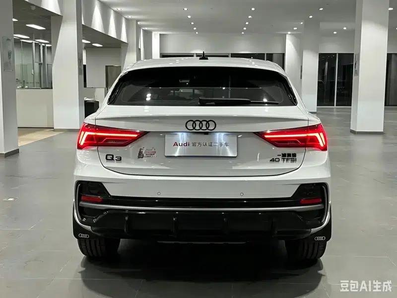 Audi Q3 Sportback 2024 40 TFSI Fashion Edition — миниатюра 5