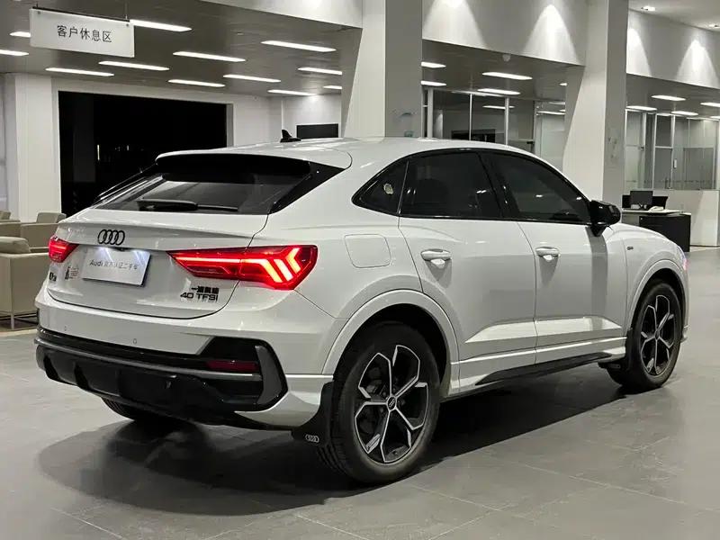 Audi Q3 Sportback 2024 40 TFSI Fashion Edition — миниатюра 6
