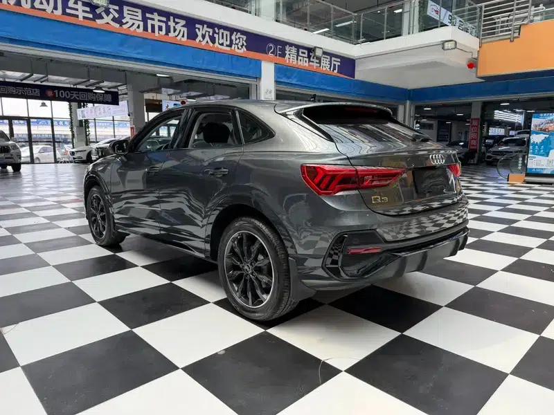 Audi Q3 Sportback 2022 45 TFSI quattro Luxury — миниатюра 4