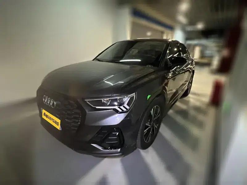 Audi Q3 Sportback 2022 40 TFSI Fashion Edition — миниатюра 1