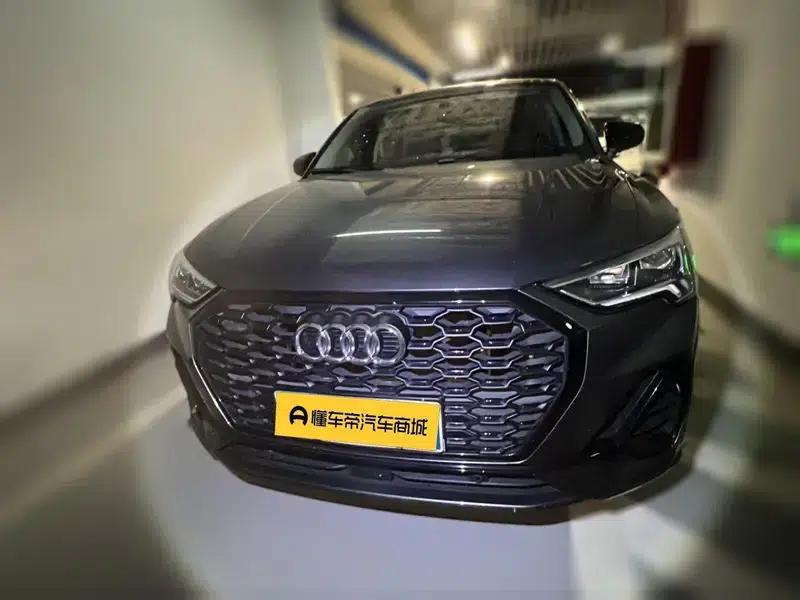 Audi Q3 Sportback 2022 40 TFSI Fashion Edition — миниатюра 2