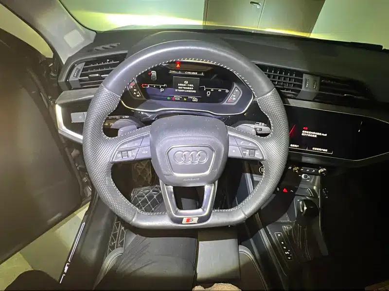 Audi Q3 Sportback 2022 40 TFSI Fashion Edition — миниатюра 11