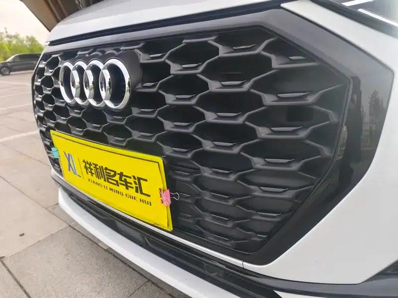 Audi Q3 Sportback 2023 40 TFSI Fashion Edition — миниатюра 12