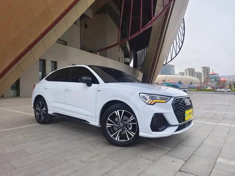 Audi Q3 Sportback 2023 40 TFSI Fashion Edition — миниатюра 3