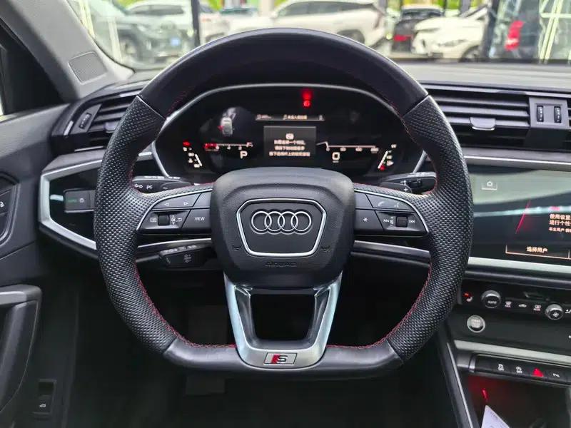 Audi Q3 Sportback 2023 40 TFSI RS Package (Extreme Performance) — миниатюра 12
