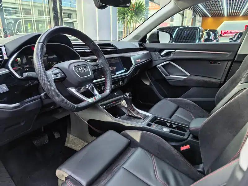 Audi Q3 Sportback 2023 40 TFSI RS Package (Extreme Performance) — миниатюра 14