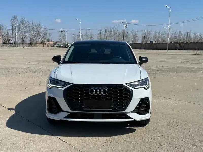 Audi Q3 Sportback 2022 40 TFSI RS Package (Sports Edition) — миниатюра 2