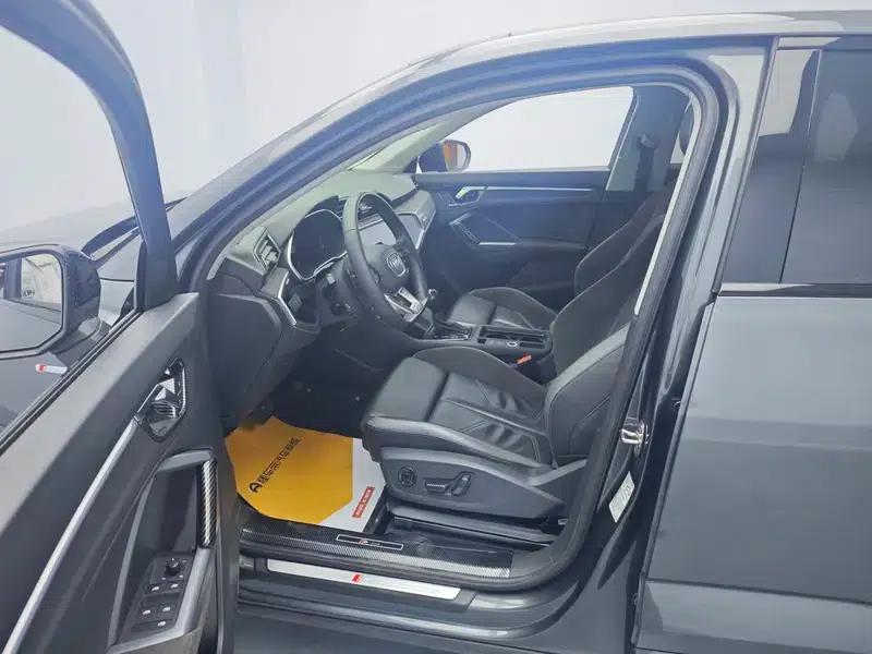 Audi Q3 Sportback 2022 40 TFSI Fashion Edition — миниатюра 17