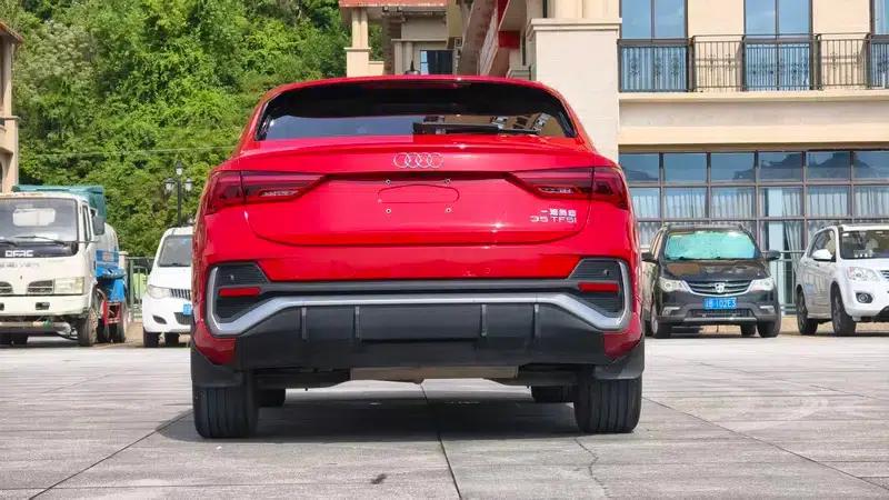 Audi Q3 Sportback 2020 35 TFSI Progressive — миниатюра 6