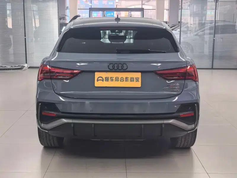 Audi Q3 Sportback 2022 40 TFSI RS Package (Sports Edition) — миниатюра 5