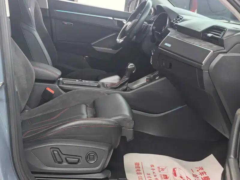Audi Q3 Sportback 2022 40 TFSI RS Package (Sports Edition) — миниатюра 8