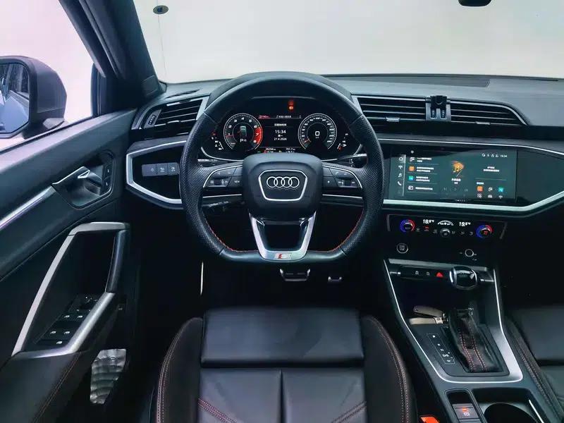 Audi Q3 Sportback 2022 40 TFSI RS Package (Sports Edition) — миниатюра 22