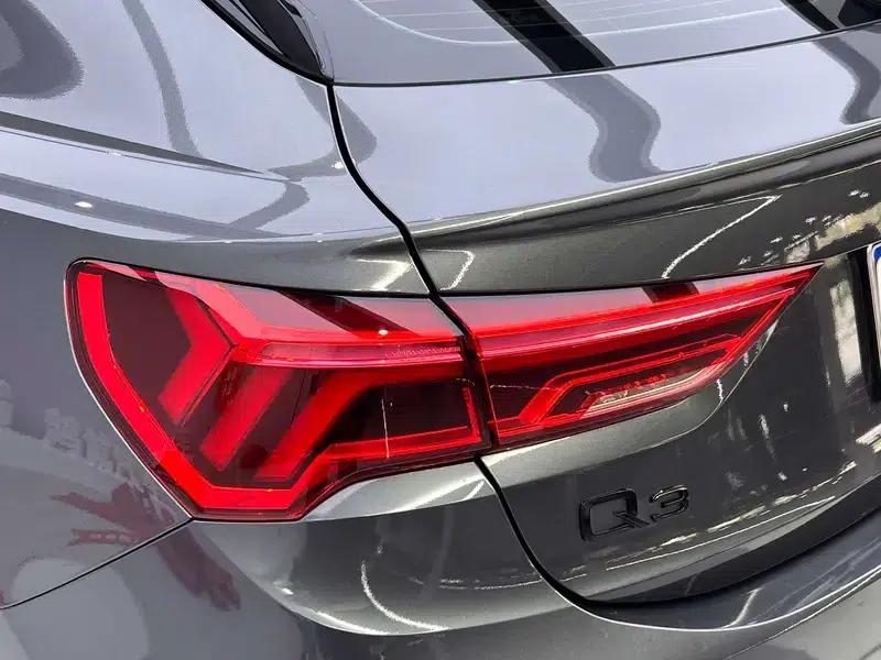 Audi Q3 Sportback 2023 40 TFSI Fashion Edition — миниатюра 11