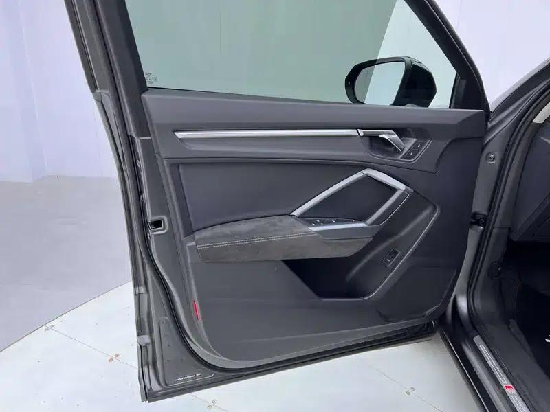 Audi Q3 Sportback 2023 40 TFSI Fashion Edition — миниатюра 15