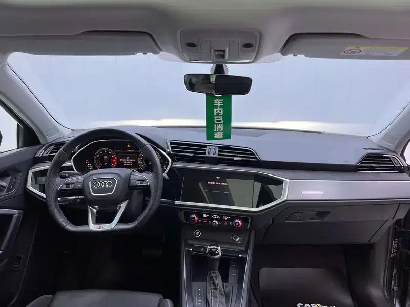 Audi Q3 Sportback 2023 40 TFSI Fashion Edition — миниатюра 18