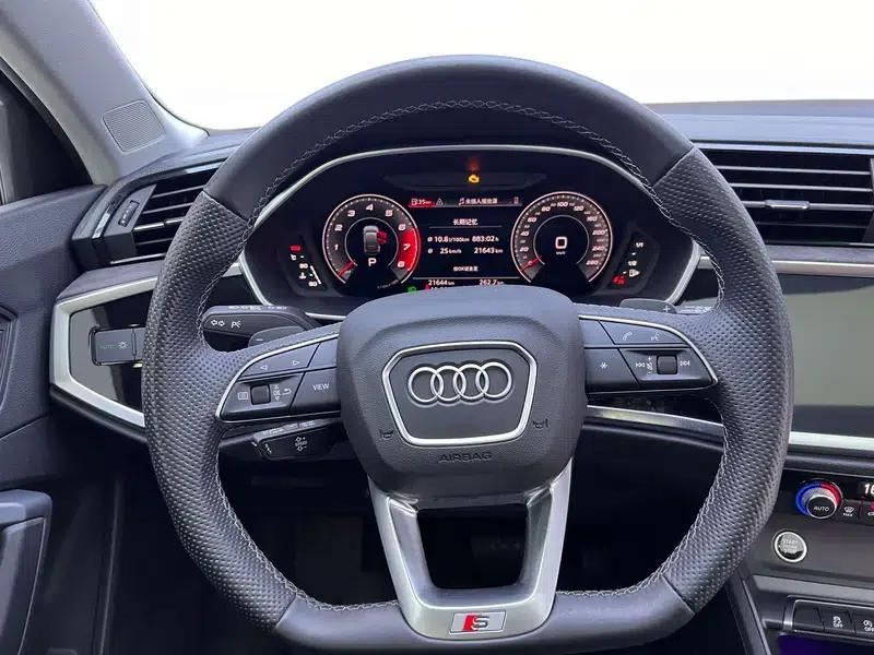 Audi Q3 Sportback 2023 40 TFSI Fashion Edition — миниатюра 21