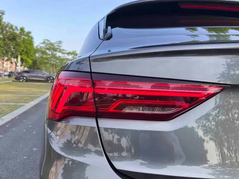 Audi Q3 Sportback 2020 40 TFSI Fashion Edition — миниатюра 14
