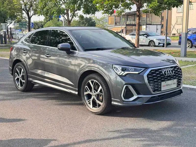 Audi Q3 Sportback 2020 40 TFSI Fashion Edition — миниатюра 3