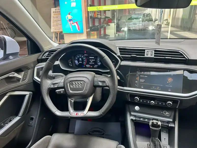 Audi Q3 Sportback 2020 40 TFSI Fashion Edition — миниатюра 7