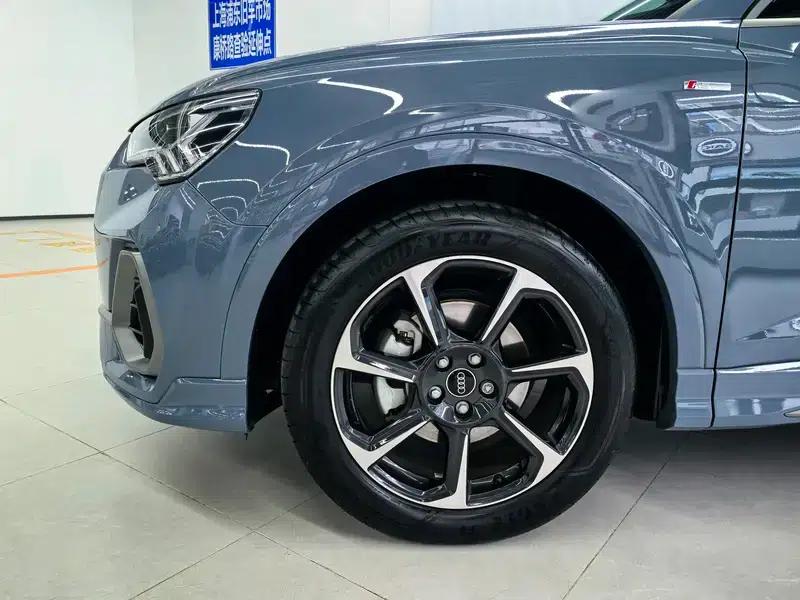 Audi Q3 Sportback 2022 40 TFSI RS Package (Sports Edition) — миниатюра 2
