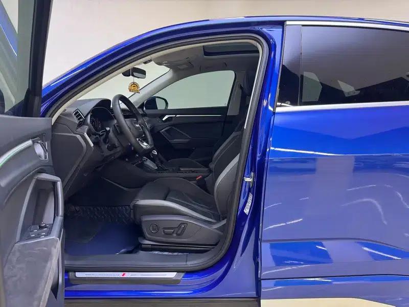 Audi Q3 Sportback 2020 40 TFSI Fashion Edition — миниатюра 17