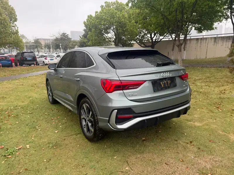 Audi Q3 Sportback 2020 40 TFSI Fashion Edition — миниатюра 4