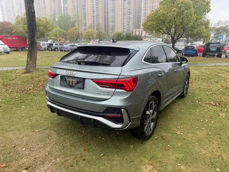 Audi Q3 Sportback 2020 40 TFSI Fashion Edition — миниатюра 6