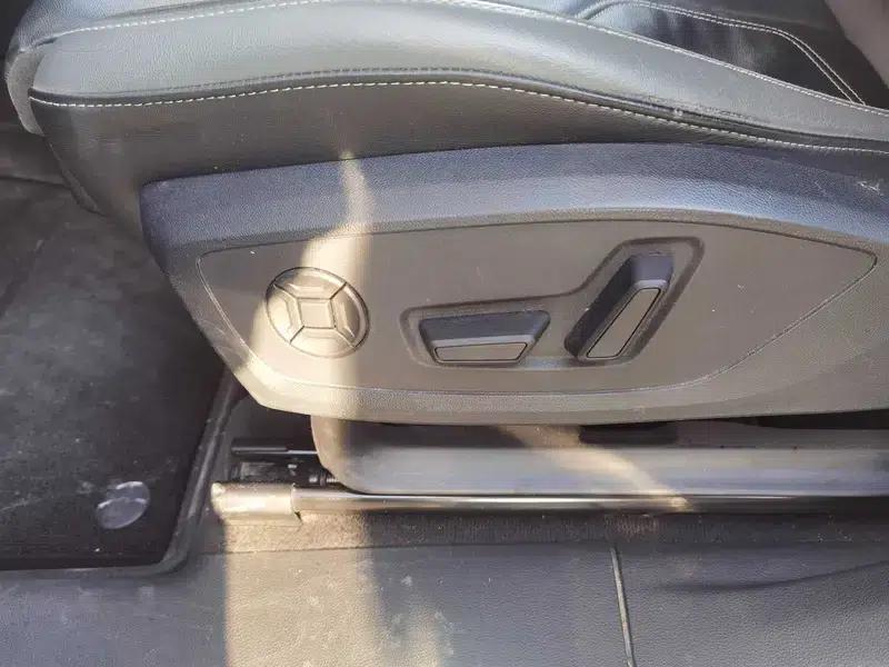 Audi Q3 Sportback 2020 40 TFSI Fashion Edition — миниатюра 8